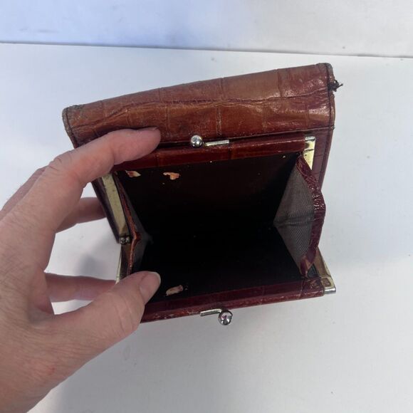 Anne Klein St Thomas Faux Croc Leather Bi Fold Wallet Kiss Clasp Change Purse - Picture 12 of 14